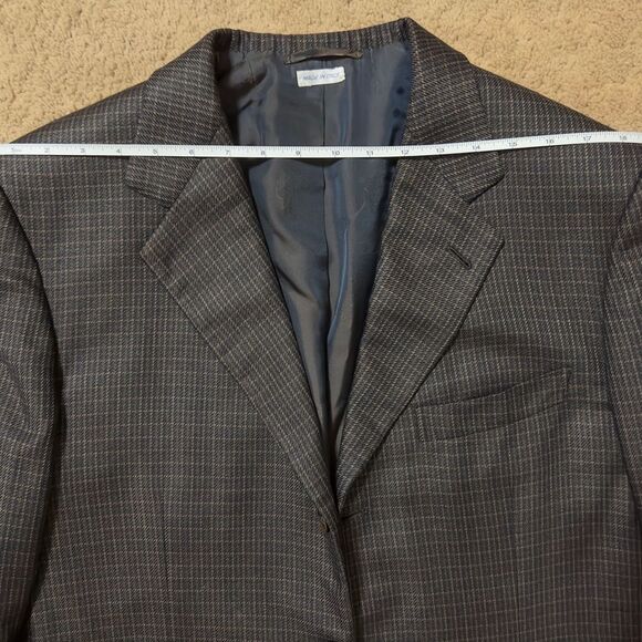 Brioni Unique Brown & Black 3 button Silk and Cashmere Jacket - Picture 6 of 8